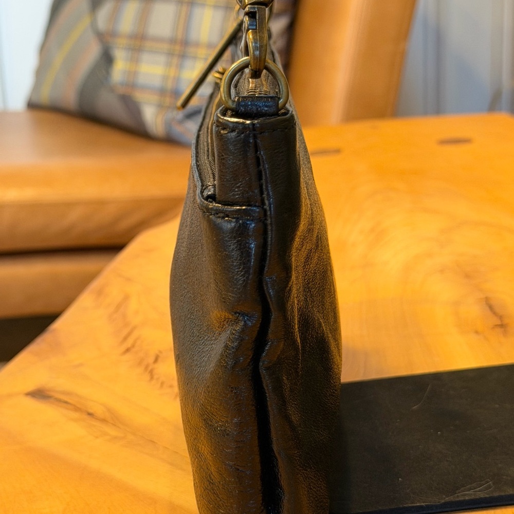 Elliott Lucca Black Leather Chain Strap Crossbody Bag - Picture 6 of 16
